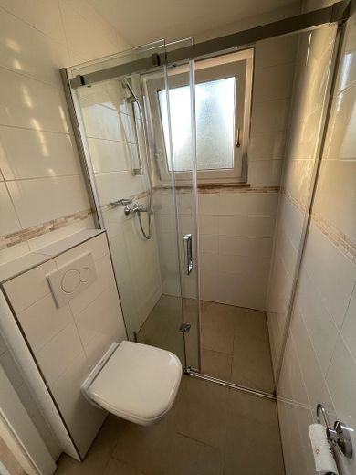 +++ Stilvolles Micro-Appartment in Top Lage nahe Bahnhof Feuerbach +++(7) – Badezimmer