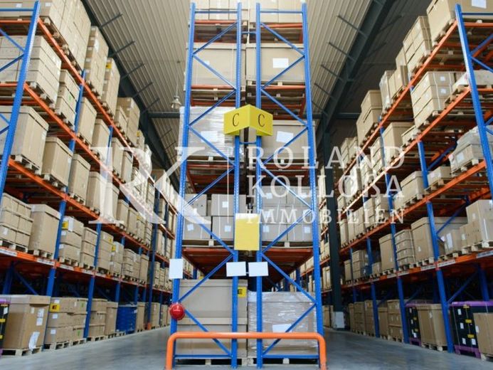 Gewerbehalle in Zeven - ca. 400 m² Hallenfläche mit großer Freifläche – Foto 1
