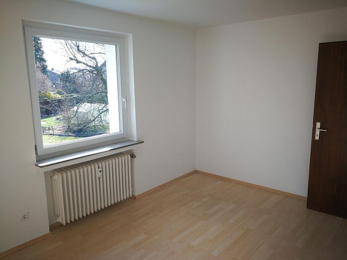 Modernes Zweifamilienhaus in Bredenbeck – Drittes Zimmer der Wohnung OG