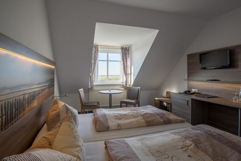 Acquistare una casa – hotel incluso! Appartamento di 140 m² + hotel + terreno di 8.907 m² – Foto 27