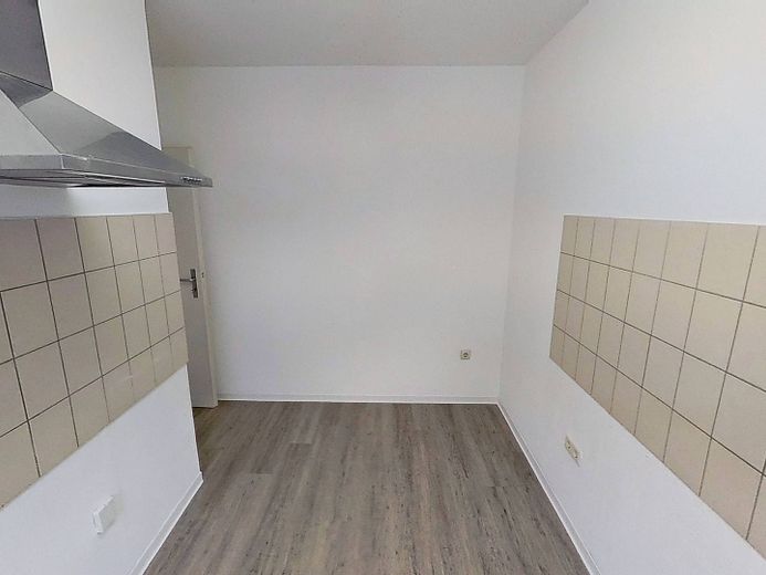 **1 KALTMIETERLASS ALS EINZUGSGESCHENK**Gemütliche 3-Zimmer-Wohnung mit BALKON und TAGESLICHTBAD – Ansicht II: Küche