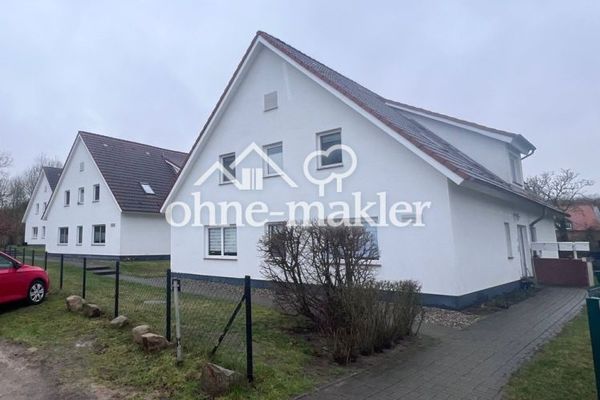 Renovierte 3- Zimmer Erdgeschosswohnung mit EBK und Terrasse in ruhiger Lage in 23974 Neuburg