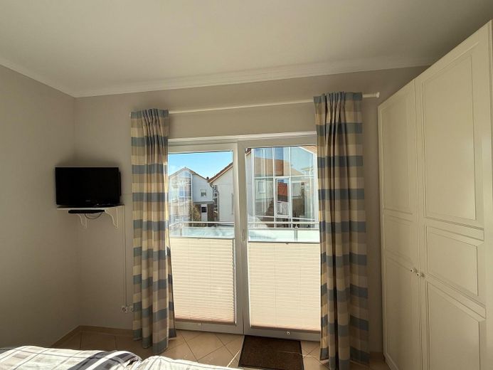 Schlafzimmer mit Kleiderschran