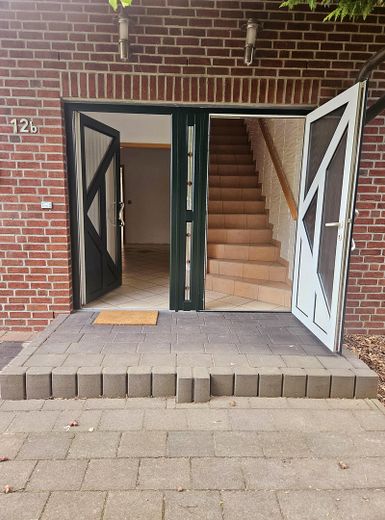 Amplia casa bifamiliar/zona de uso mixto, 280 m² – Foto 7