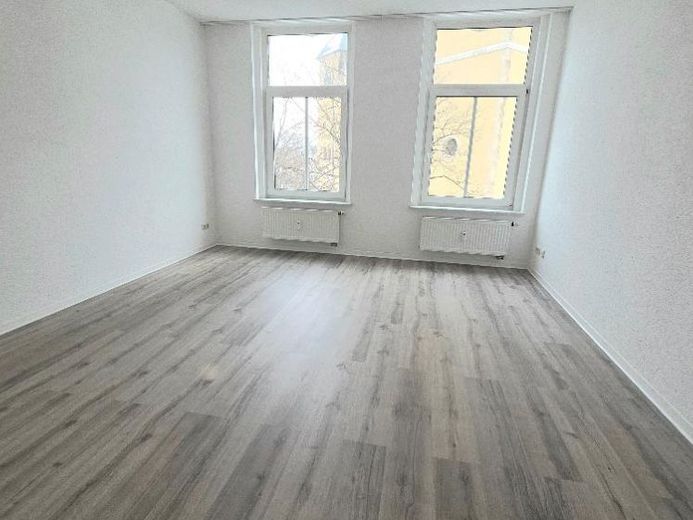 Hervorragende 3-Raum Whg. mit Balkon und Einbauküche (schon bestellt) – Foto 1