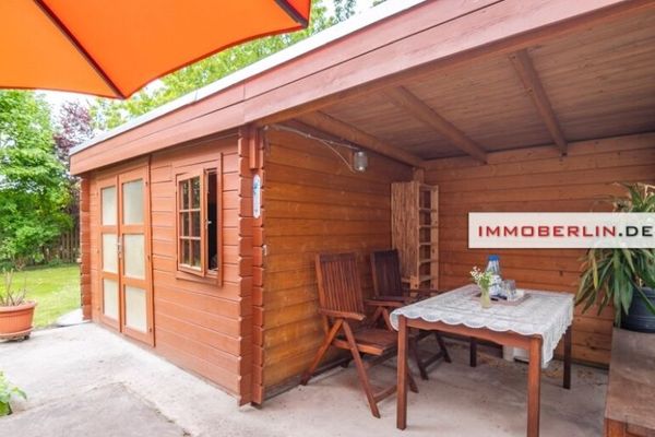 IMMOBERLIN.DE - Wunderbarer Bungalow mit Südgarten & Garage