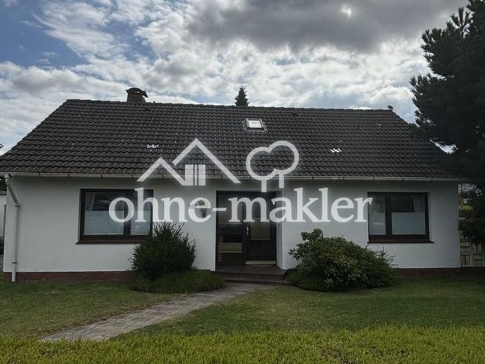 solides Einfamilienhaus an der Elbe – Foto 1