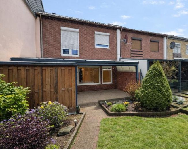 Renoviertes Reihenhaus mit Garten in Bremen Huchting | 3,5 Zimmer – Gartensicht