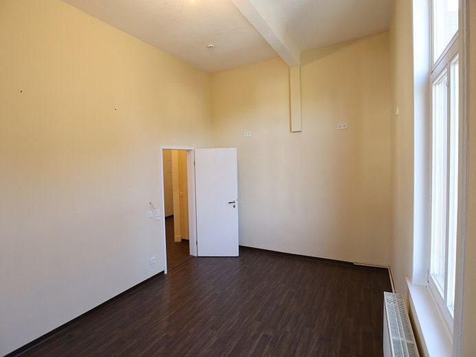 MAXI statt mini... NOBEL statt 08/15... SCHLOSSBLICK statt jwd ! – Foto 10