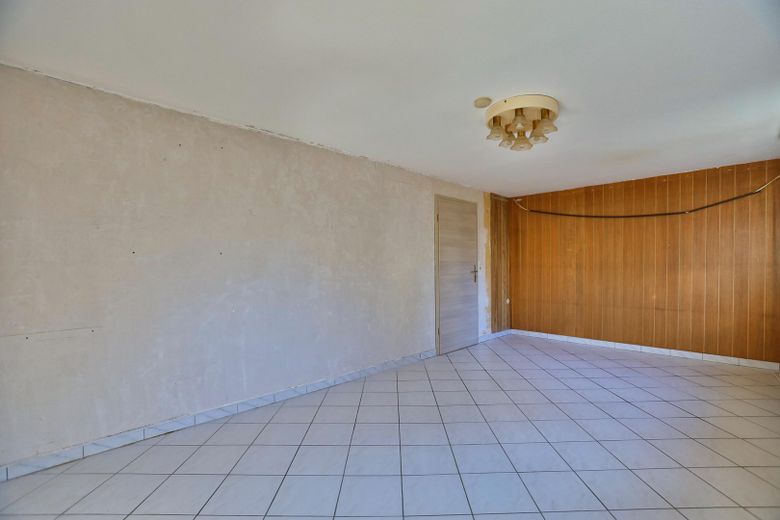 Provisionsfrei ! Großzügiges Mehrgenerationenhaus, Doppelgarage & Anbau in Freigericht – Foto 10