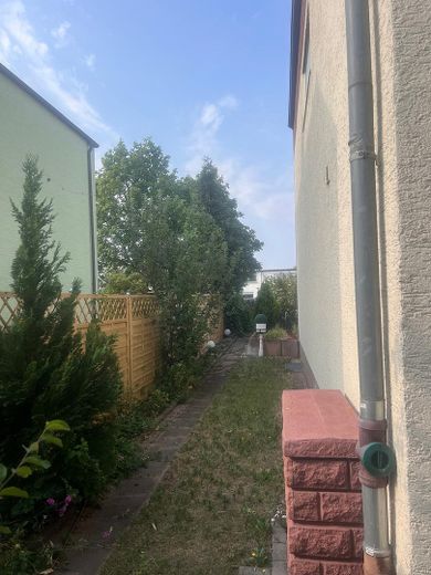 Casa bifamiliare con bel giardino! – Photo 28