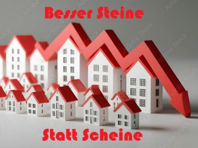 ***Schönes MFH mitten im Ort, 5 WE 600 m² WFL 3 Garagen 6 STP Zentrale Lage BJ 2002 incl PV-Solar*** – Foto 1