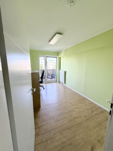 Vivienda moderna con balcón y plaza de aparcamiento en garaje subterráneo cerca del Rin – Kinderzimmer