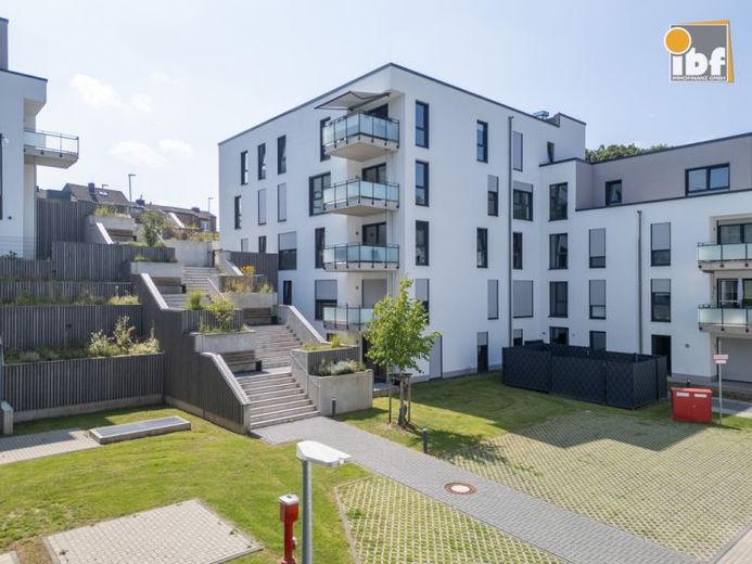 +++ IBF Immo +++ Seniorenger. vermietete ETW mit Balkon, TG - Platz und EBK am Alsdorfer Tierpark – Foto 1