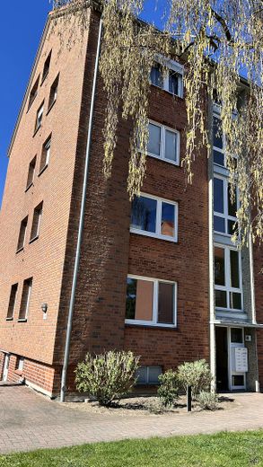 2 Zimmer Wohnung mit Balkon Nähe Uni/Uniklinik Lübeck Sankt Jürgen – Ostseite Haus
