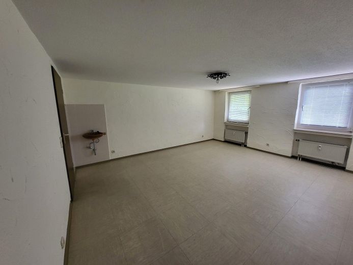 Helle 2-Zimmer Wohnung in guter Lage – Hobbyraum