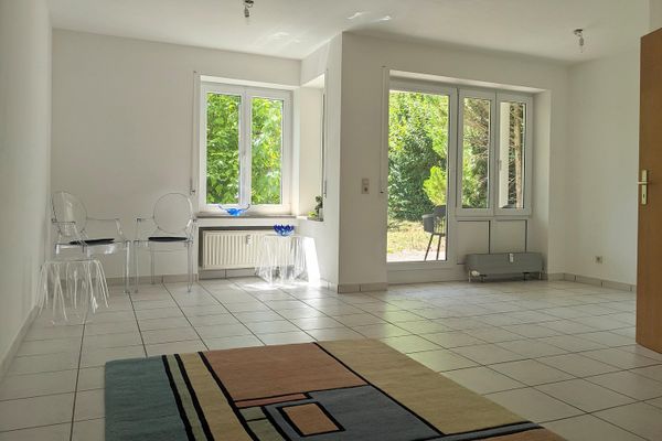 Moderne Wohnung am Eselsberg mit Garten – bezugsfrei & provisionsfrei!