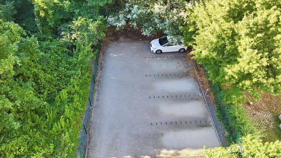 Provisionsfrei! Modernes Penthouse mit großer sonniger Dachterrasse – Stellplatz