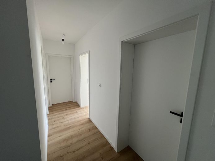 Appartamento trilocale completamente ristrutturato con balcone - Senza commissioni – Foto 12