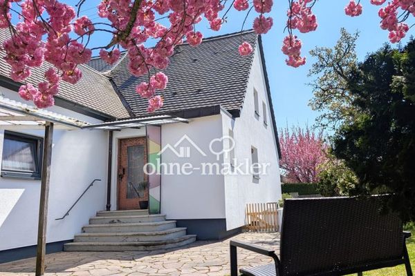 Charmante maison jumelée avec jardin et permis de construire pour une extension (PARTICULIER)