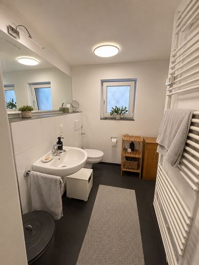 MARIE90 – Moderne Eigentumswohnung in bester Lage von Köln-Ehrenfeld – bezugsfrei ab 2027 – Badezimmer