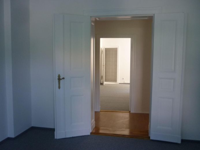 Wohnzimmer zu Schlafzimmer