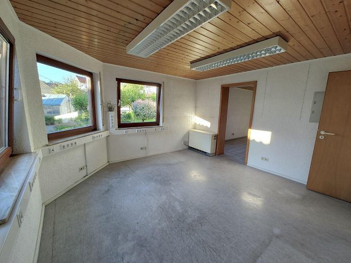 Haushälfte mit 2 separaten Wohnungen, eigenem Garten **OHNE PROVISION** – Foto 6