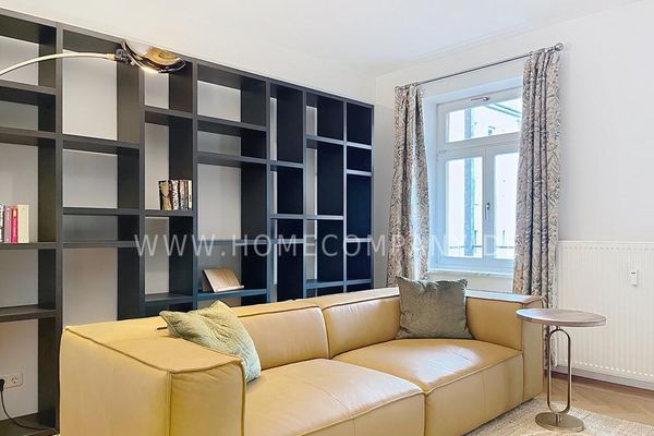 Luxus in Bestlage: Hochwertige 4,5-Zimmer-Wohnung mit Balkon am Weißenburger Platz
