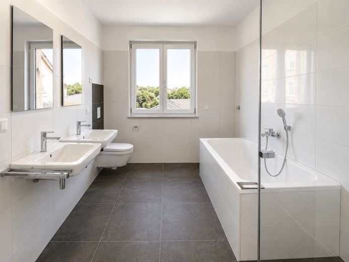 3-Zimmer-Wohnung mit BALKON, offene Küche, Lift – Foto 1