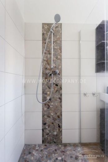 Linden, Friendly furnished apartment near Lindener Markt – 967d754f1fc2b252a07e101a120b48a4782f8340.jpg