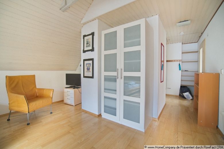 Studio apartment in Dortmund’s Körne district, enjoying lots of natural light and with flat-rate internet – 5ebb73fed4219024f57e09ab565e5c871477e74b.jpg