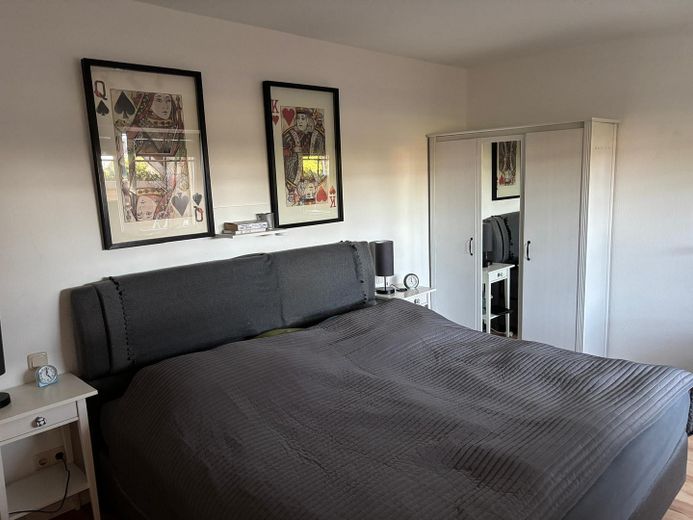 Toskana-Villa freistehend auch als Zweifamilienhaus nutzbar – Schlafzimmer EG