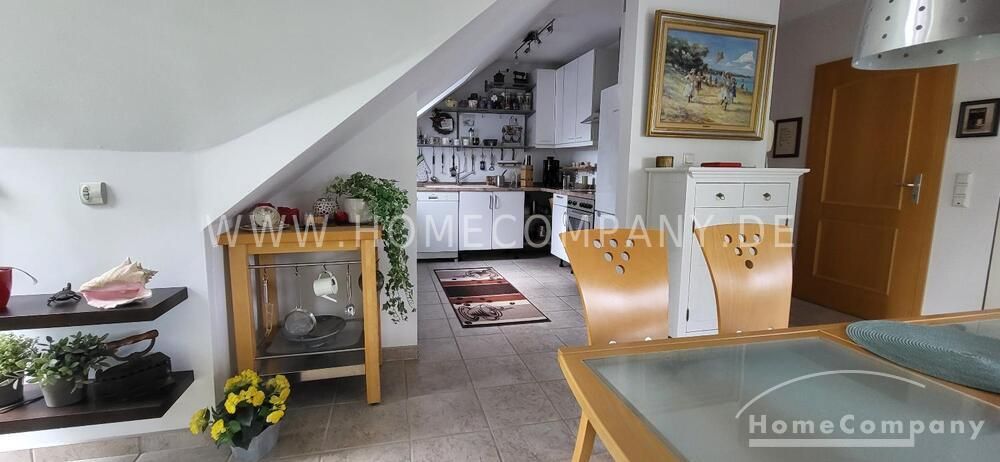 Möblierte 2-Zimmer-Wohnung mit Dachterrasse in Köln-Holweide! – 11eee8fe2701212f00cdc322140a91ffd2d6a71b.jpg