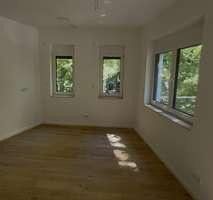Traumhaftes Penthouse mit großer Dachterrasse & Dämeritzsee-Blick – Foto 16