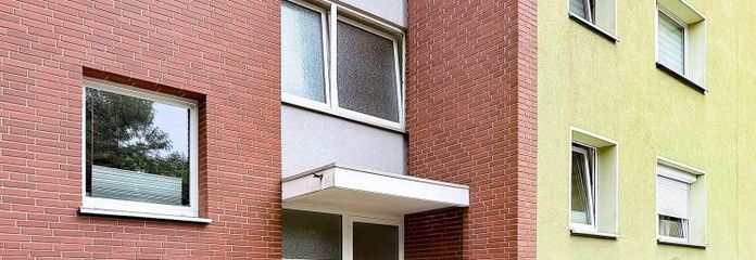Gestaltungspotenzial im 3. Obergeschoss – 2 Zimmer mit Loggia und Garage