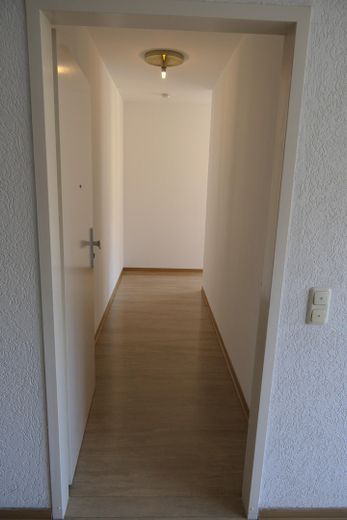 Helle 2 ZKB-Innenstadt-Wohnung – Flur