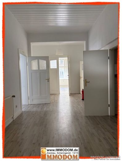 Repräsentative Büroeinheit mit Balkon, 2 WCs, Küche und großem Foyer in Zwickau-Nordvorstadt zu vermieten! – Foyer