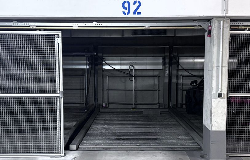 Tiefgaragenstellplatz