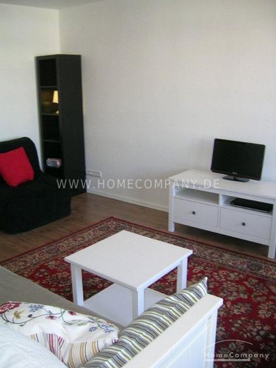 Möblierte, helle Ein-Zimmer-Wohnung in Berlin Schöneberg – 975781cb4759e7035e919397a258297f9c714c84.jpg