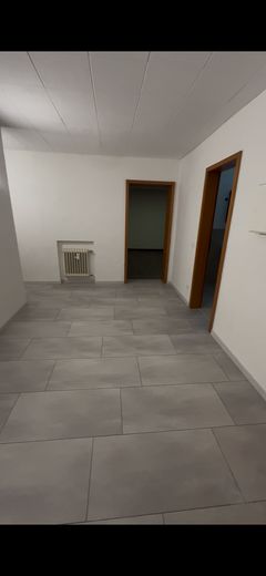 Renovierte 3-Zimmer-Wohnung mit Balkon in Schifferstadt – Foto 2