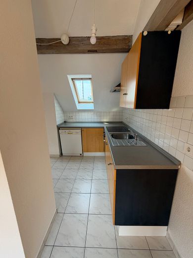 Provisionsfrei! Wohnung mit Loftcharakter am Kurpark – hell, 2,5 Zi., EBK, HMS, Glasfaser – फोटो 6