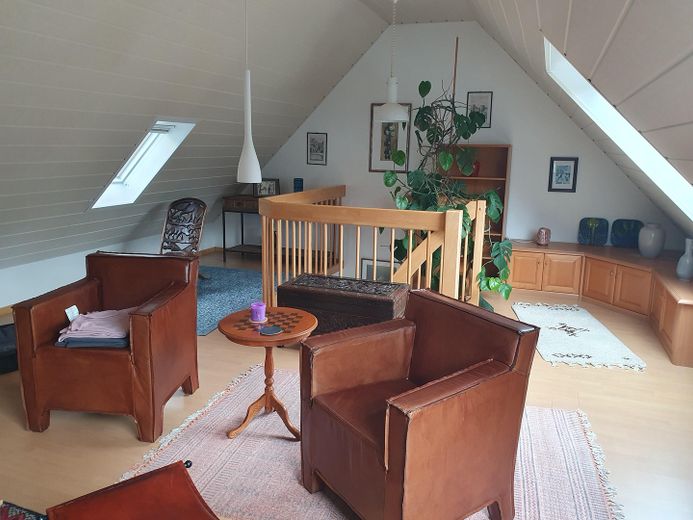 Attraktive lichtdurchflutete Maisonette-Wohnung – Galerie