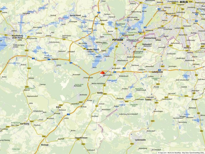 Wohnen in der alten Schule in ruhiger Lage – Makrolage