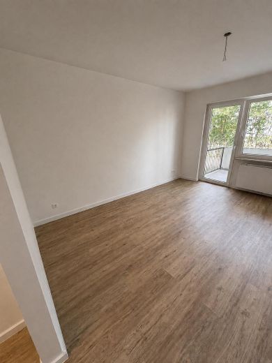 Apartment mit Balkon ins Grüne – Foto 7