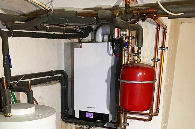 Gewerbeobjekt Wohnobjekt Grundstück Halle Haus Provisionsfrei – Haus: Gas-Heizung 2014