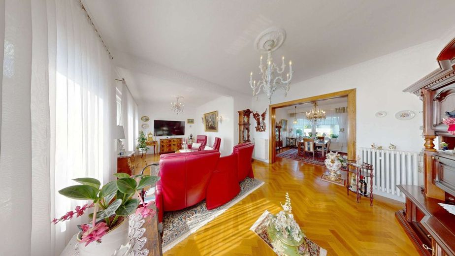 Familienhaus mit 162 m², Wintergarten und Garten in zentraler Lage von Burg bei Magdeburg – Wohnzimmer