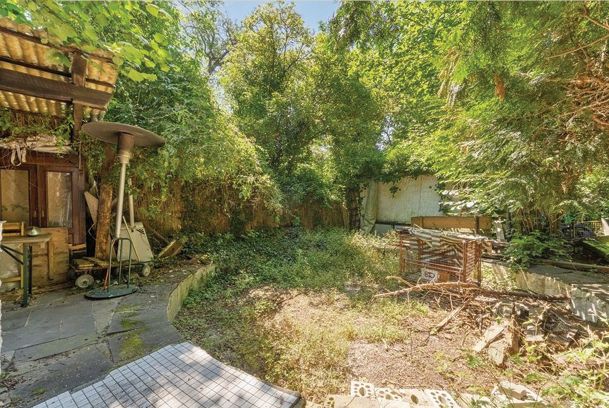 Garten Mit Abstellschuppen