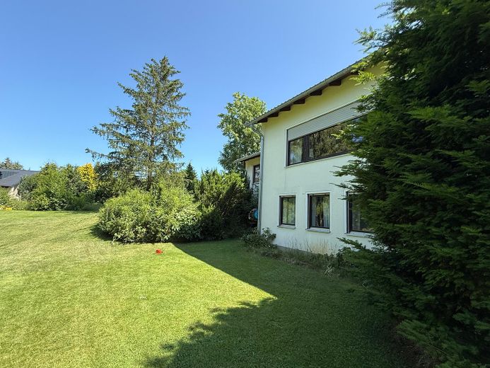 Hausansicht Garten 