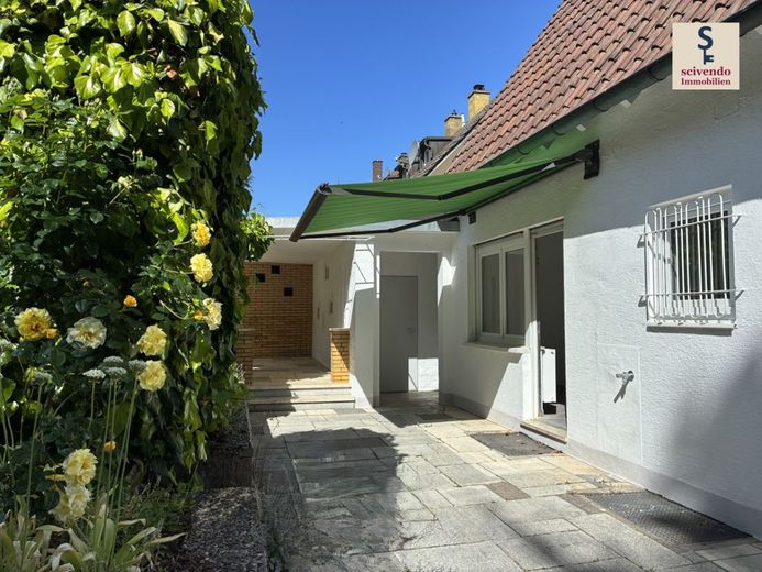 Charmantes Haus. Kernsaniert. Guter Preis. – 09-Terrasse