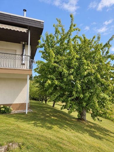 Casa con vistas panorámicas y parcela de 1.213 m²: mucho espacio y potencial – Foto 7